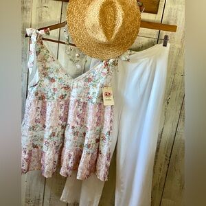 Entro Floral Tank NWT